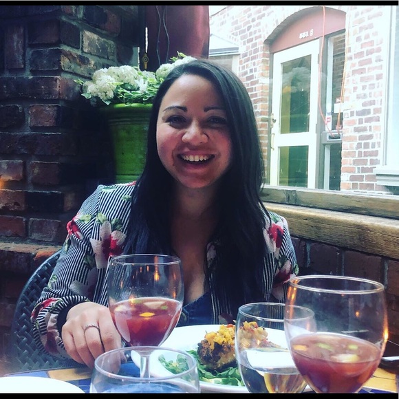 Meet your Posher, Teresa - Picture 1 of 1